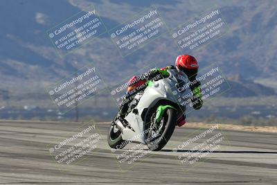 media/Jan-15-2026-Racers Edge (Thu) [[dfebeb70ab]]/3-B Group/Session 1 Turn 8/